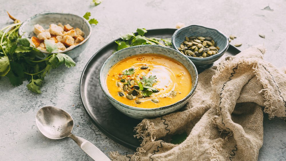 Kürbissuppe mit Toppings